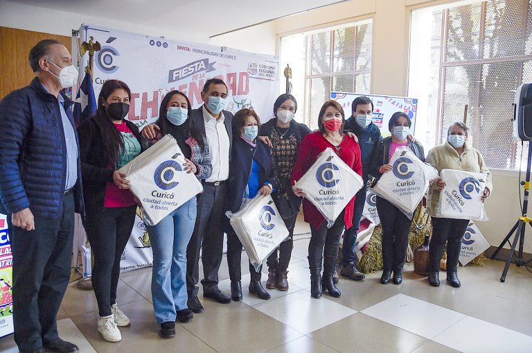 Municipio curicano dio el vamos a las actividades del Mes de la Patria