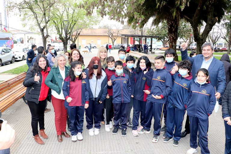 Alumnos de Molina aprendieron sobre astrofísica, robótica e inteligencia artificial