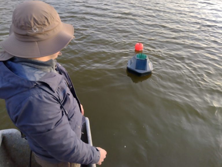 Boyas permitirán monitorear estado de Laguna Torca