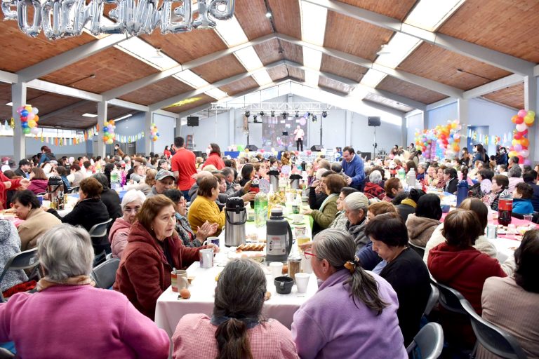 Con “Pasamos Agosto” se dio el vamos al Mes de la Patria en Sagrada Familia