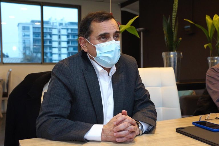 Alcalde recalcó en la necesidad de contar con una Constitución “que genere mayores grados de equidad e igualdad”