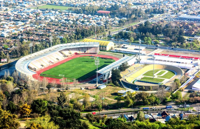 La imperiosa necesidad de terminar el estadio