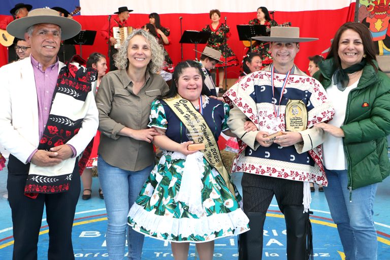 Pareja de Molina ganó Campeonato Regional de Cueca de la Discapacidad