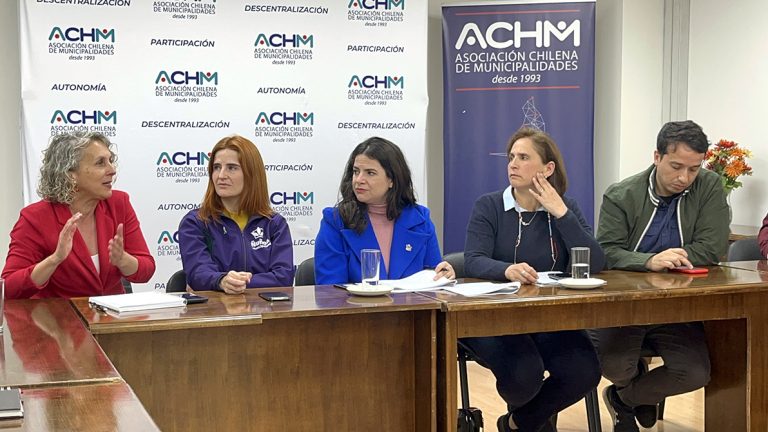 Anuncian adhesión de municipios maulinos al Registro Nacional de Deudores de Pensión de Alimentos