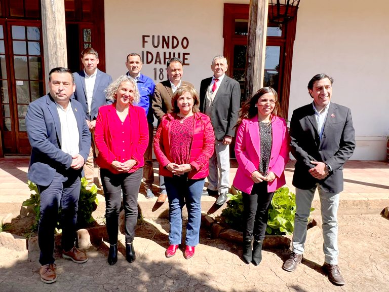 Alcaldes formalizan creación de la Asociación de Municipalidades de la Provincia de Curicó