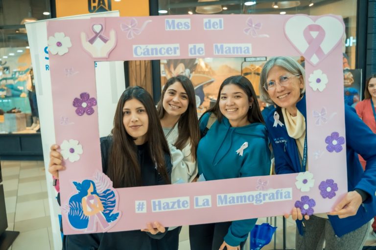 Autoridad sanitaria llama a prevenir el cáncer de mama
