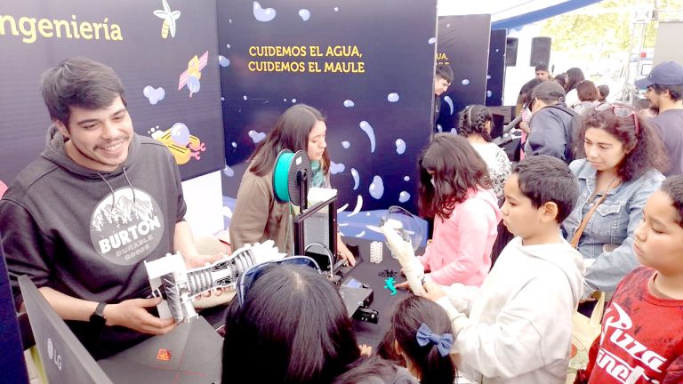 Explora Maule: Acercando la ciencia a la comunidad
