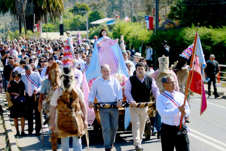 Comunidad de Lora rindió homenaje a la Virgen del Rosario