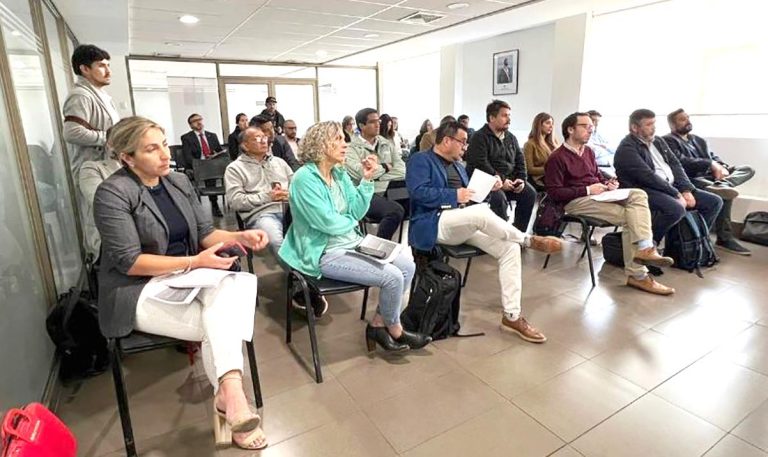 Plantean necesidad de construir un aeropuerto de carga en la región