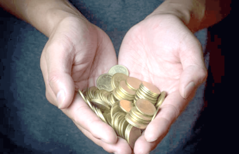 Expertos entregan recomendaciones para no endeudarse en las Fiestas de Fin de Año