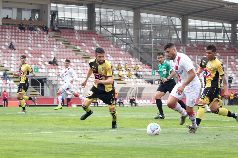 Otra vez se jugará sin hinchas del Curi