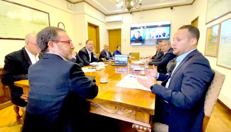 MOP compromete avanzar en doble vía en ruta entre San Javier y Constitución