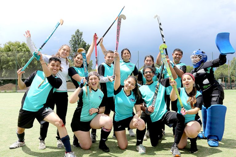 Equipo Hockey Talca busca apoyo para seguir promoviendo el deporte