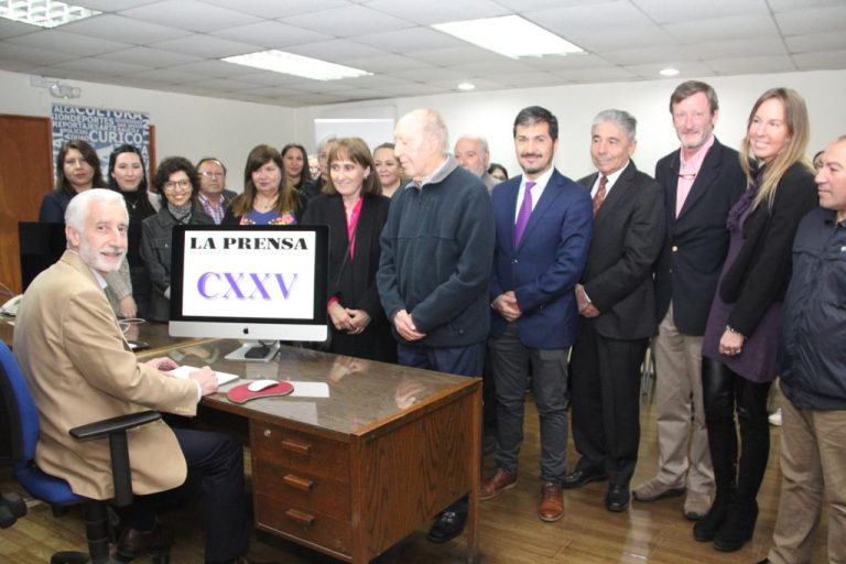 Se llevó a cabo la tradicional ceremonia de “cambio de folio” de diario La Prensa