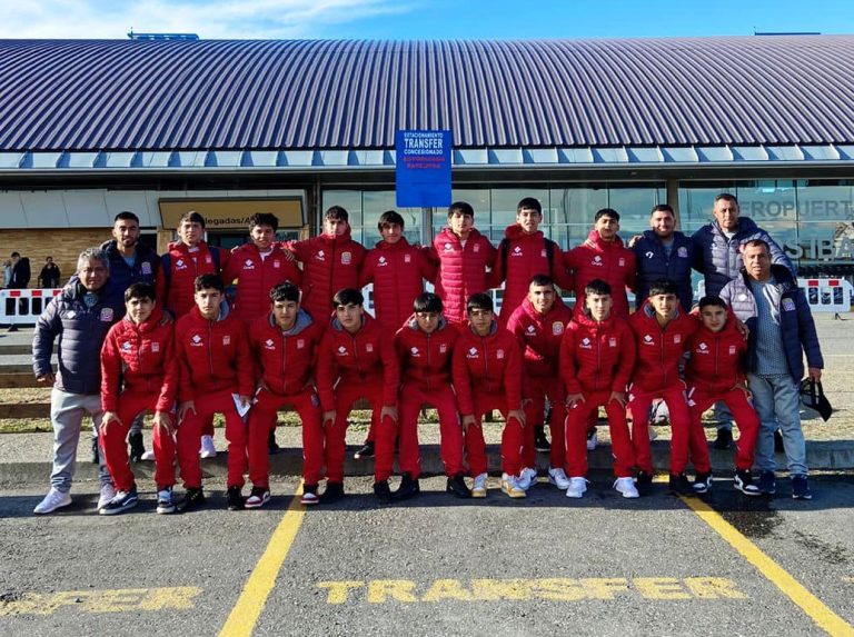 Albirrojos Sub 14 golean en Punta Arenas