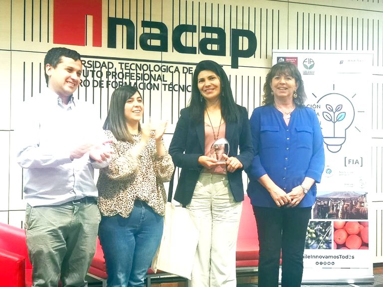 Joven productora de nueces recibe premio “Mujer más innovadora  del agro en 2022”