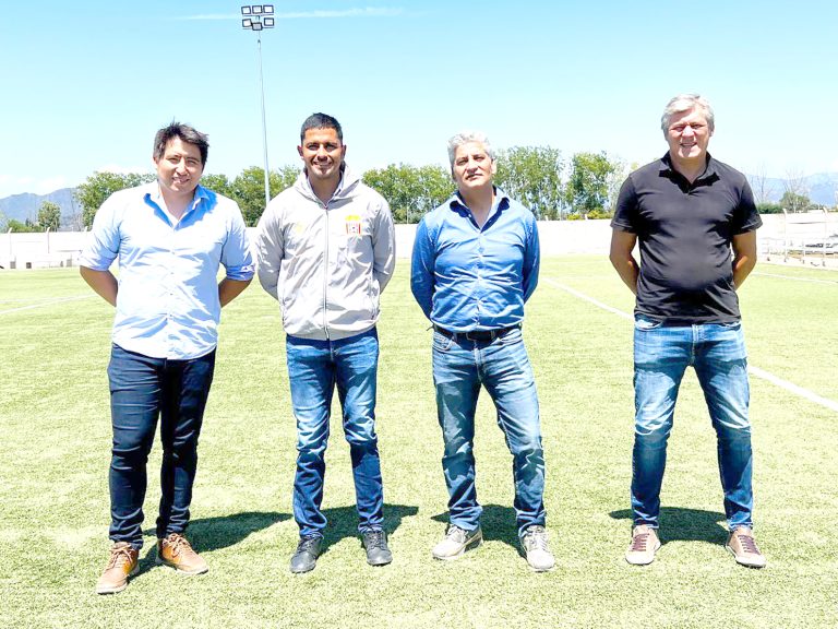 Nuevos fichajes: Riffo, Barrera y Gaune