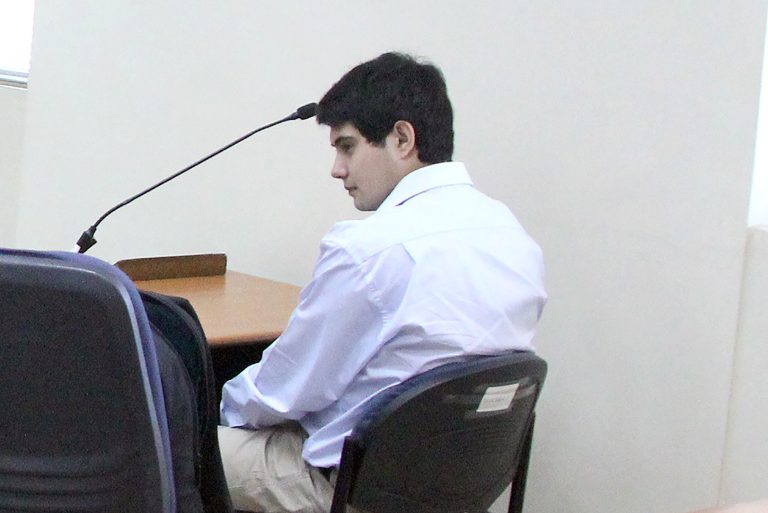 Curicano condenado por abusos sexuales se mantiene prófugo de la justicia