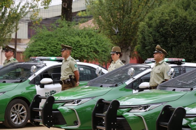Carabineros recibe 12 nuevos vehículos para reforzar la seguridad en la región
