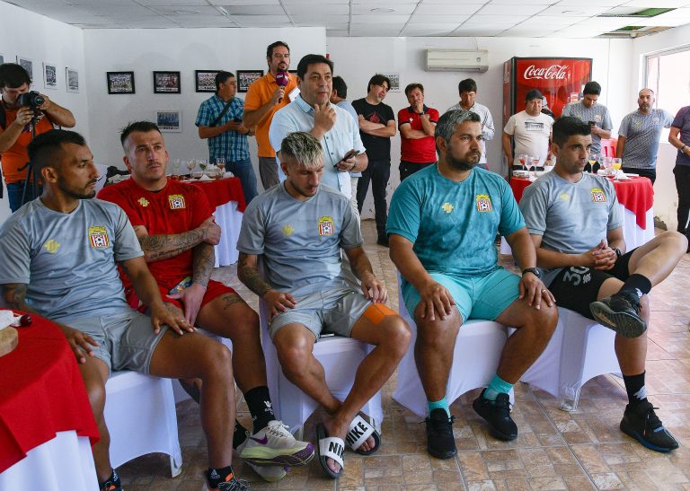 Curicó Unido: Debut copero será ante Cerro Porteño