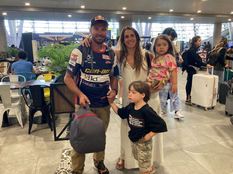 “Chaleco” López viajó a Arabia Saudita a defender su corona