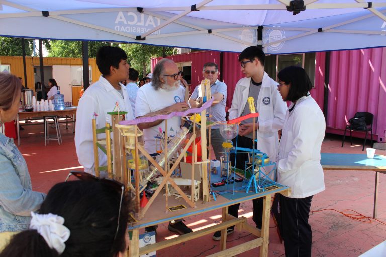 Escuela Padre Hurtado de Curicó ganó concurso Descubriendo Talentos Científicos