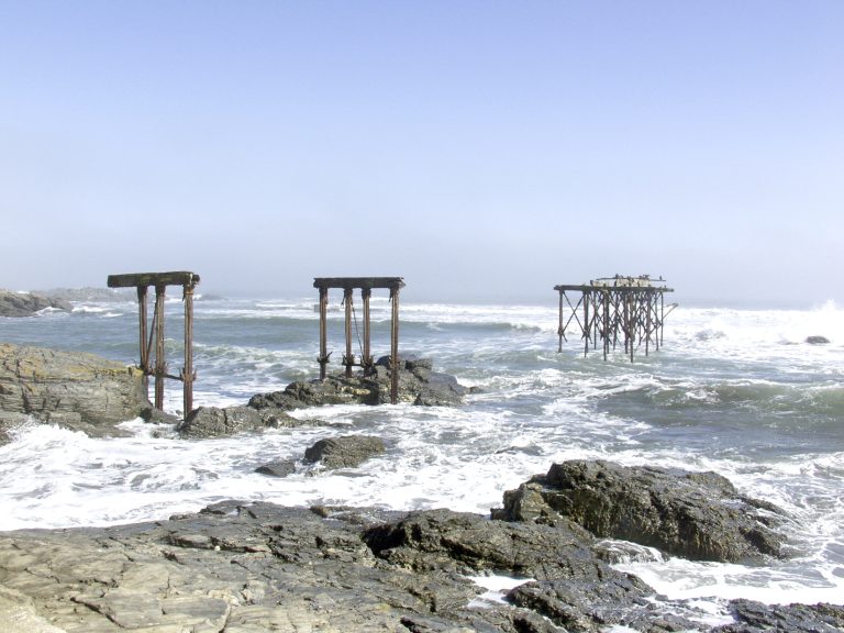 Caleta Llico: Un lugar de la costa del Maule donde predominan los oleajes y fuerte brisa marina