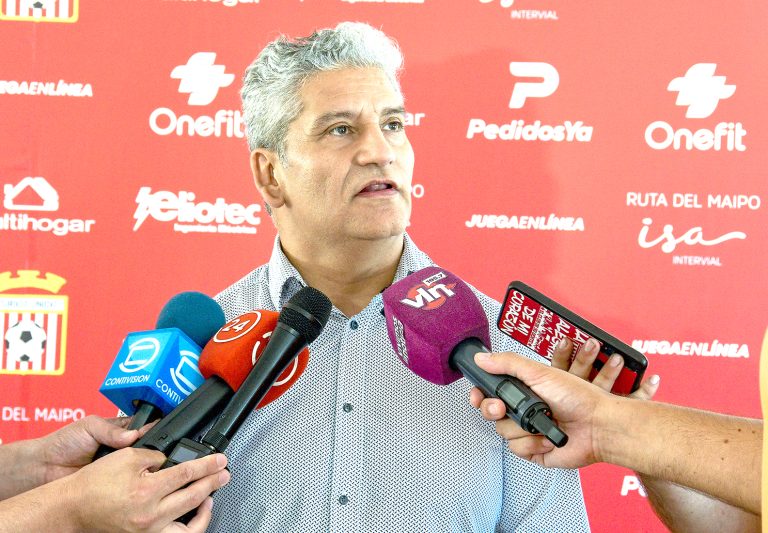 “Hay muchas posibilidades de jugar en viña”