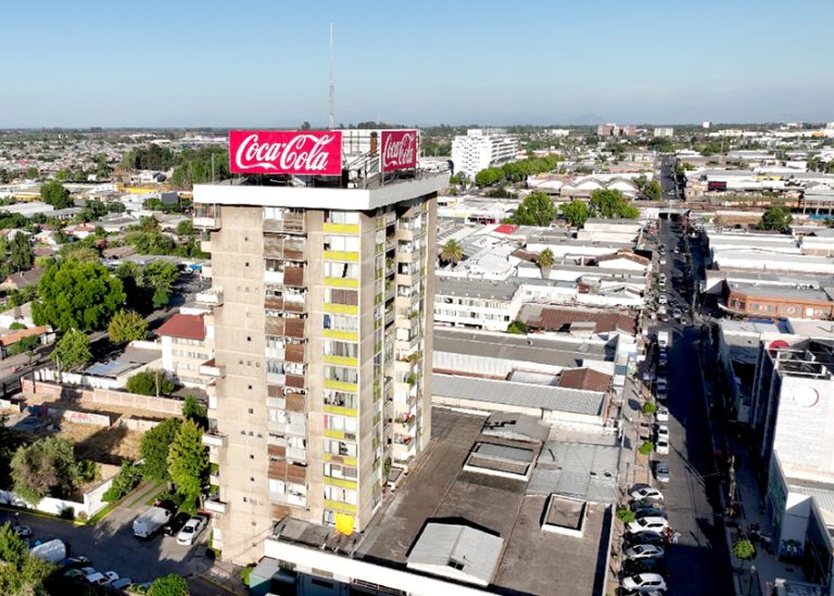 Edificio Lircay celebrará 50 años instalando nuevos ascensores