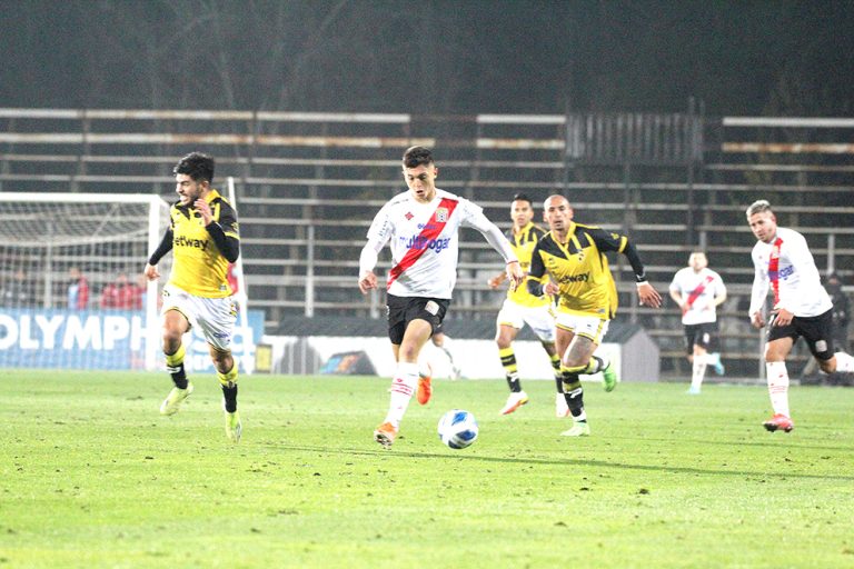 El remozado Curicó Unido aún en rodaje