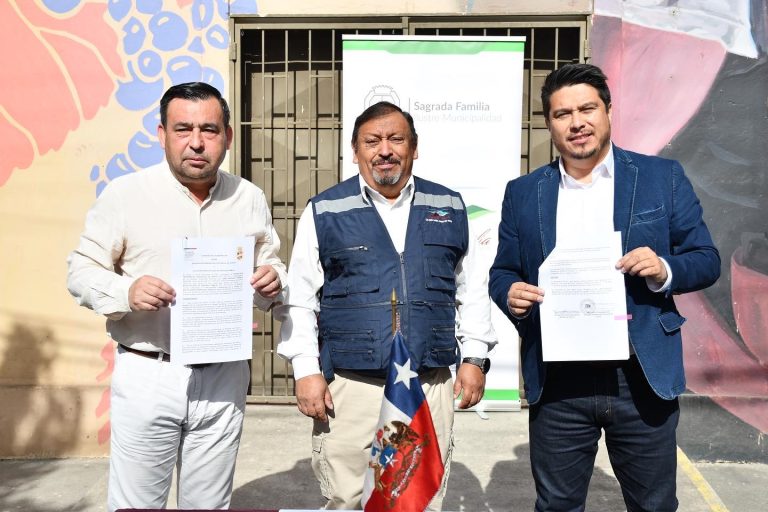 Renuevan convenio para distribución de agua potable a sectores golpeados por escasez hídrica