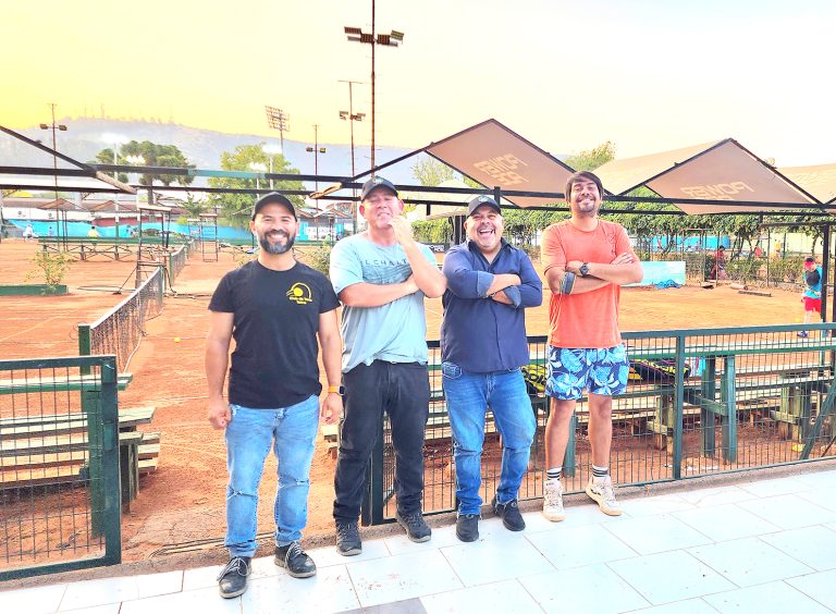 Clubes de Tenis de Talca y Linares proyectan un gran 2023