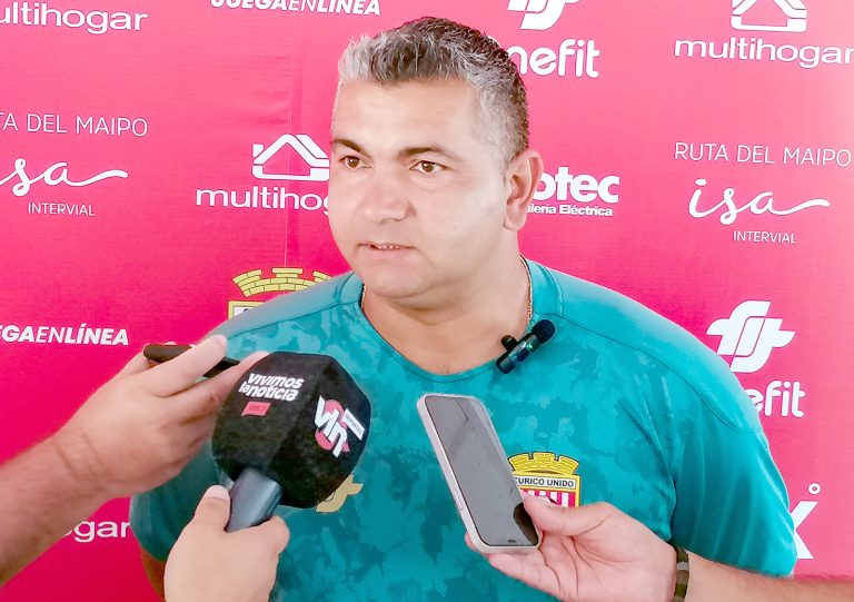 A la cancha en Calera y por la Copa Libertadores en Santiago