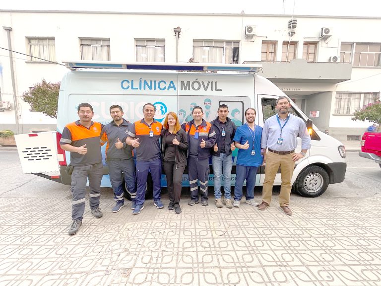 Funcionarios del Municipio curicano ya están en la Región de Ñuble ayudando a los damnificados