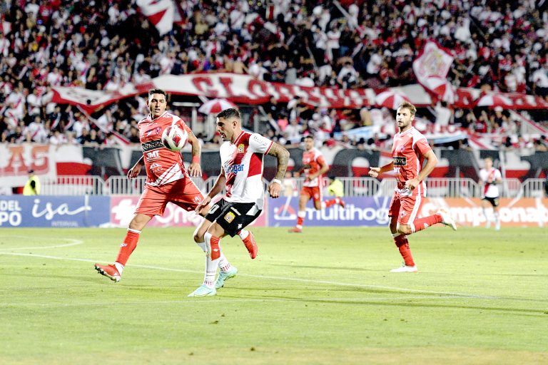 Diego Coelho: “Confíen en nosotros, a veces el fútbol es así”