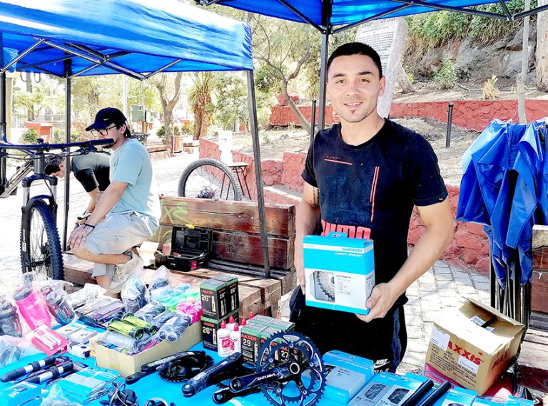 Se realizó en Curicó la denominada “Feria Cletera”