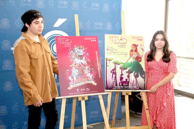 Premian a ganadores de concurso para afiche oficial de la Fiesta de la Vendimia