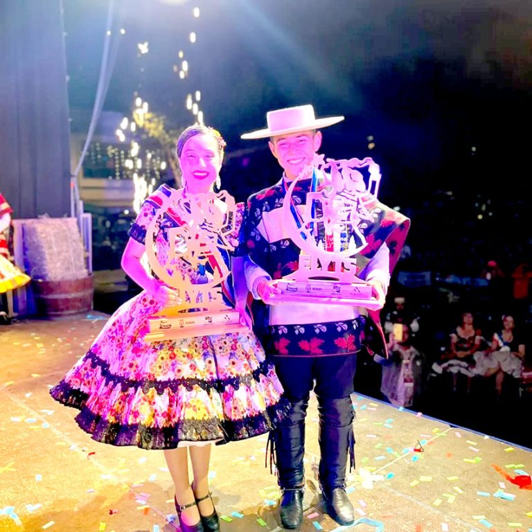 Pareja curicana obtiene primer lugar en Campeonato Nacional de Cueca