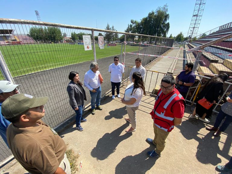 Positiva evaluación al estadio de Linares que se apresta a recibir fútbol profesional