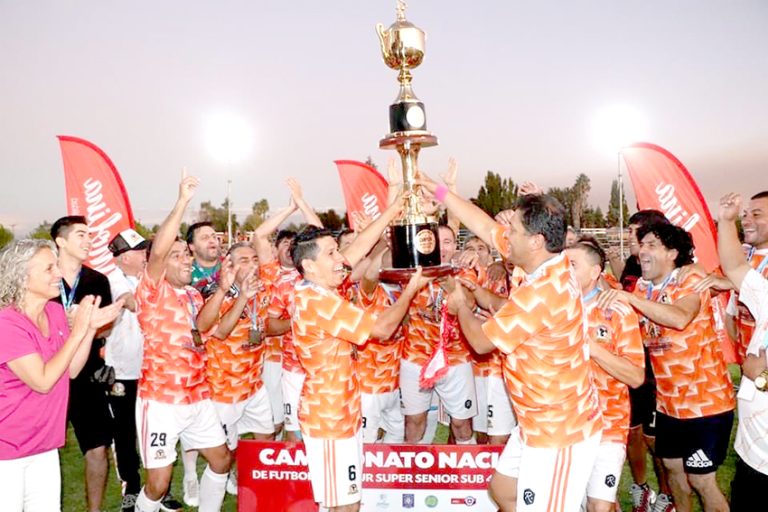 Club América de Temuco se proclamó campeón del Nacional Super Senior Molina