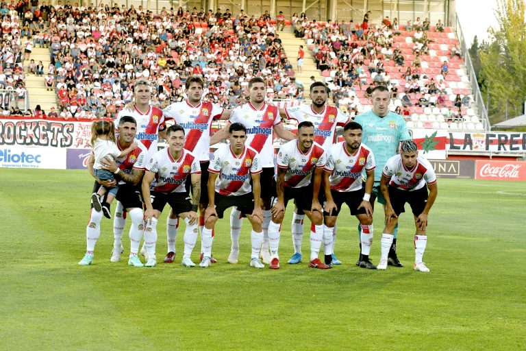 Cada vez más cerca el debut internacional