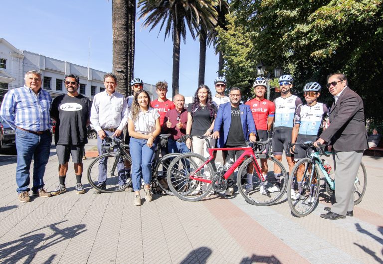 Autoridades despidieron al equipo de Unión Ciclista que competirá en tradicional competencia