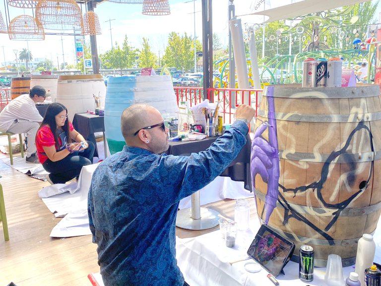 Destacados artistas plásticos de Curicó dan vida a “Entintarte”