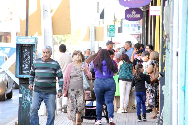 Se duplicó número de chilenos que se considera felices