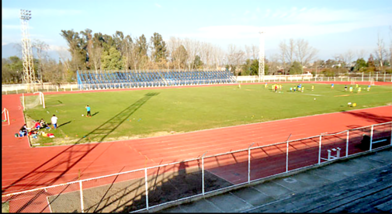 En San Fernando se jugaría Rengo Vs Curicó