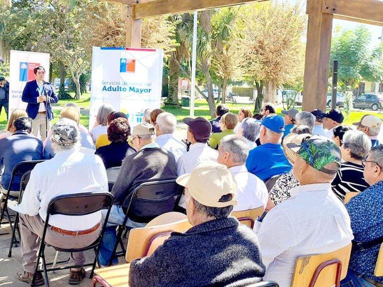 Senama lanza fondo concursable para organizaciones de personas mayores