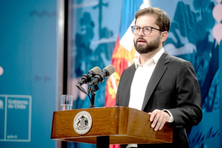 Parlamentarios respaldan un eventual cambio de gabinete