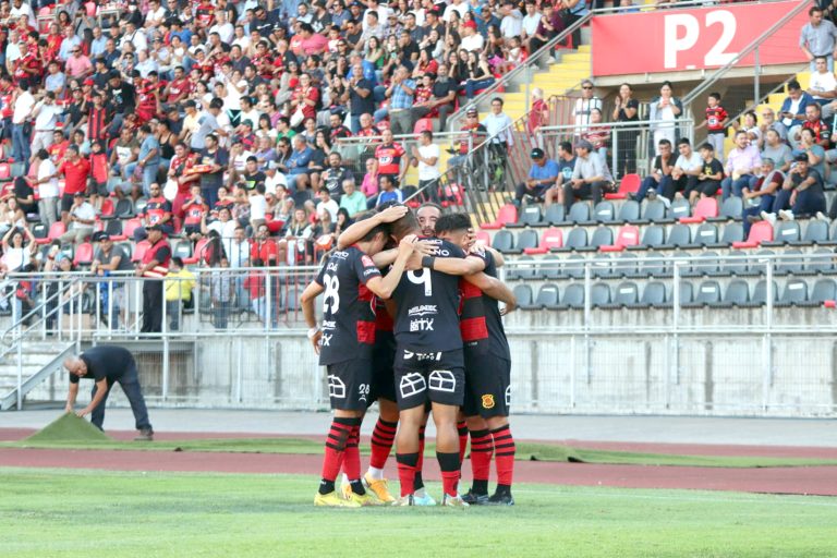 Con la mente puesta en sumar su tercer triunfo en línea