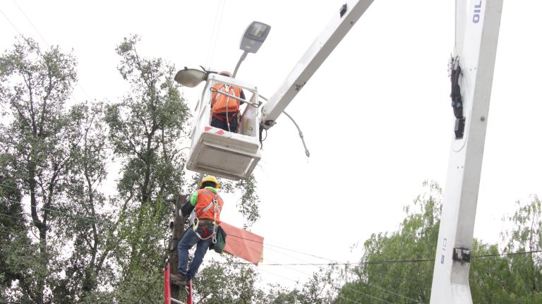 Instalarán casi 600 luminarias en diversos sectores de Molina