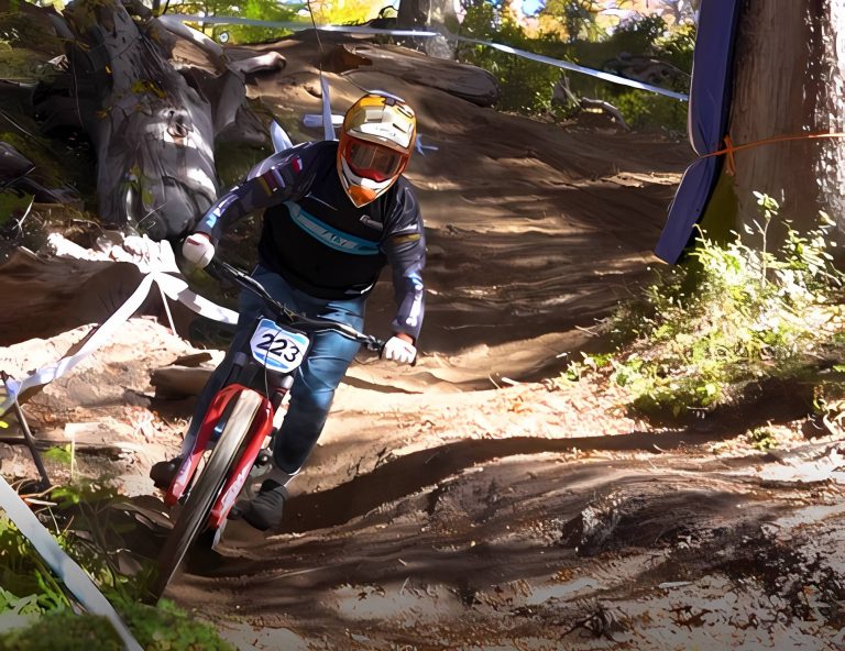 Estudiante de la UCM se abre camino en el mountain bike